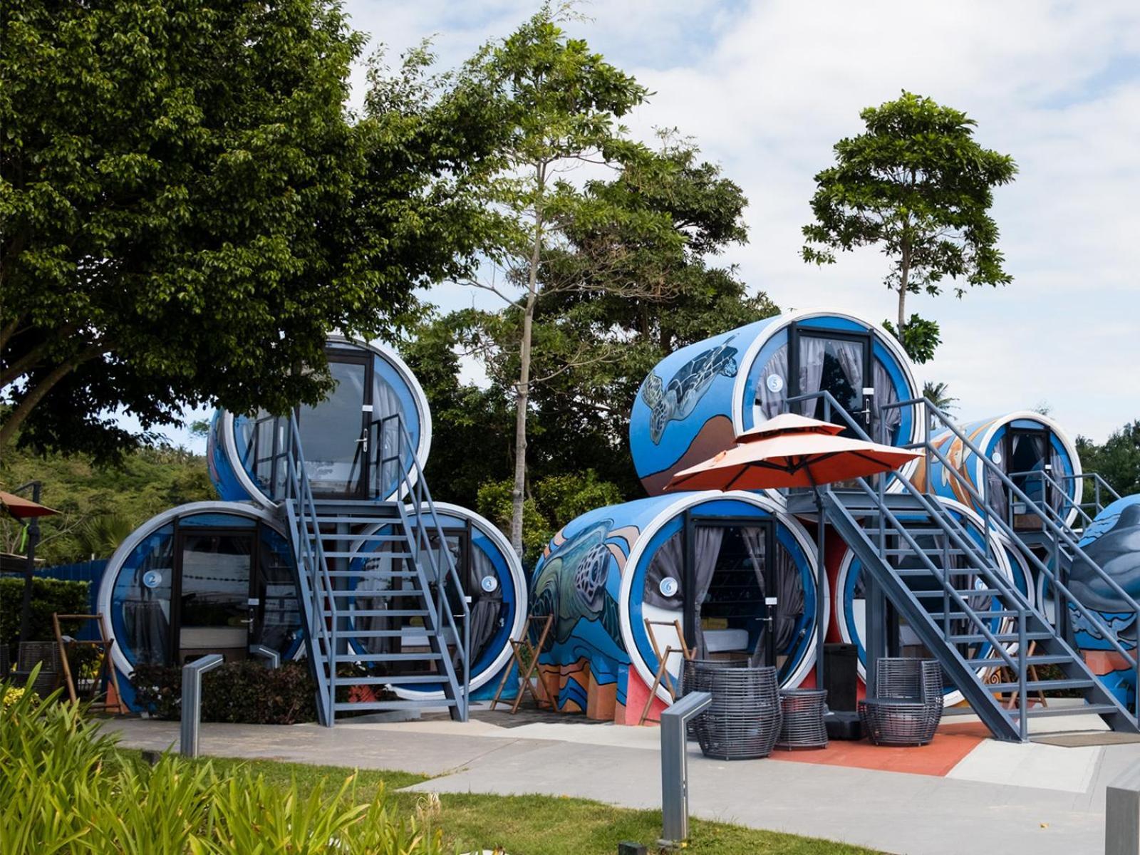 Cocoons Club Laiya Hotel Exterior photo