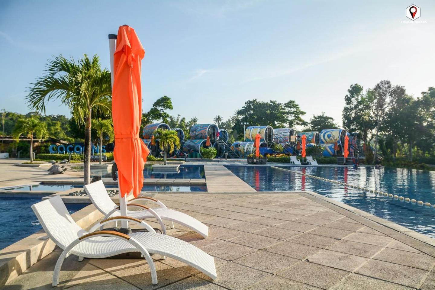 Cocoons Club Laiya Hotel Exterior photo