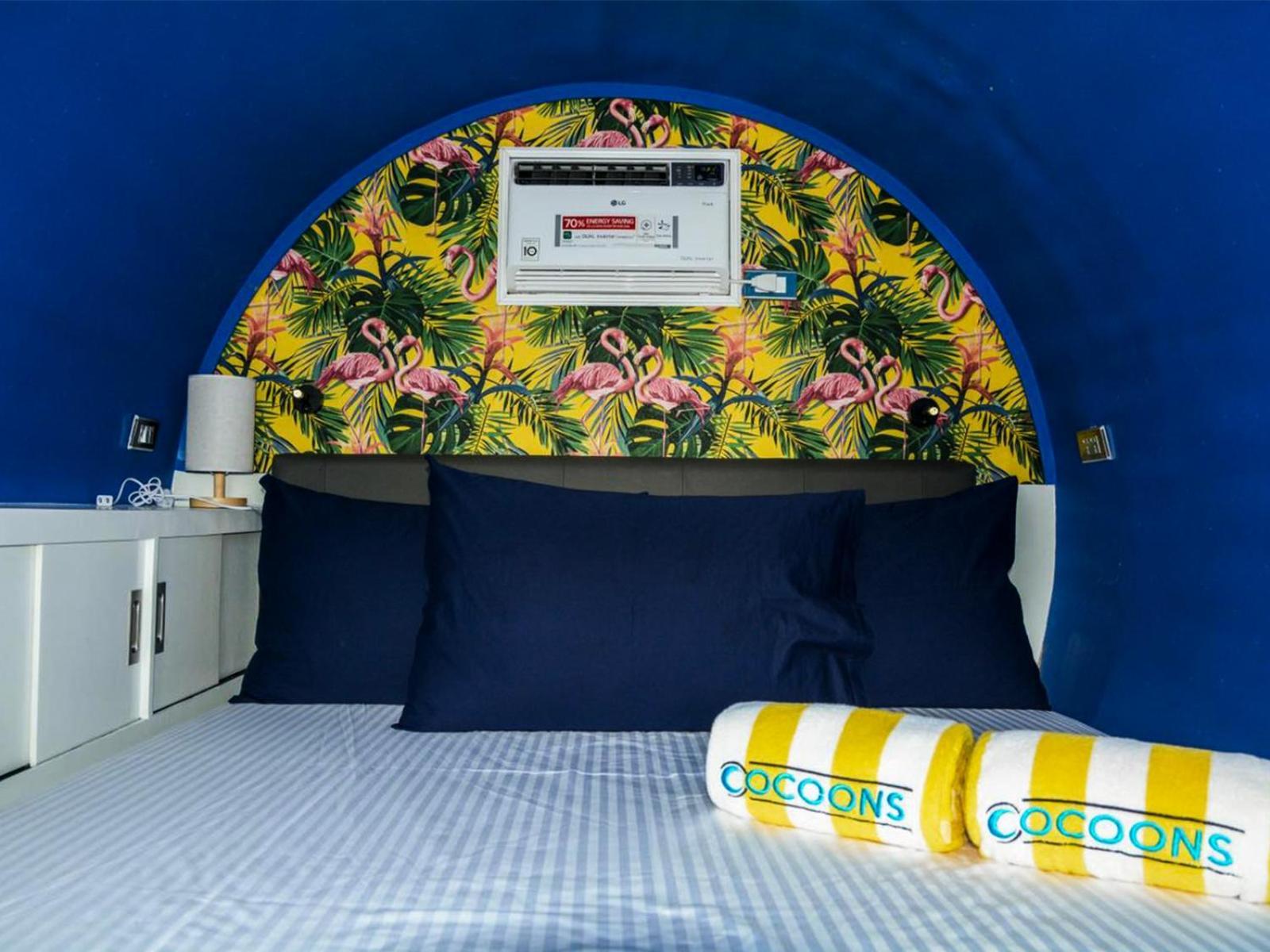 Cocoons Club Laiya Hotel Exterior photo