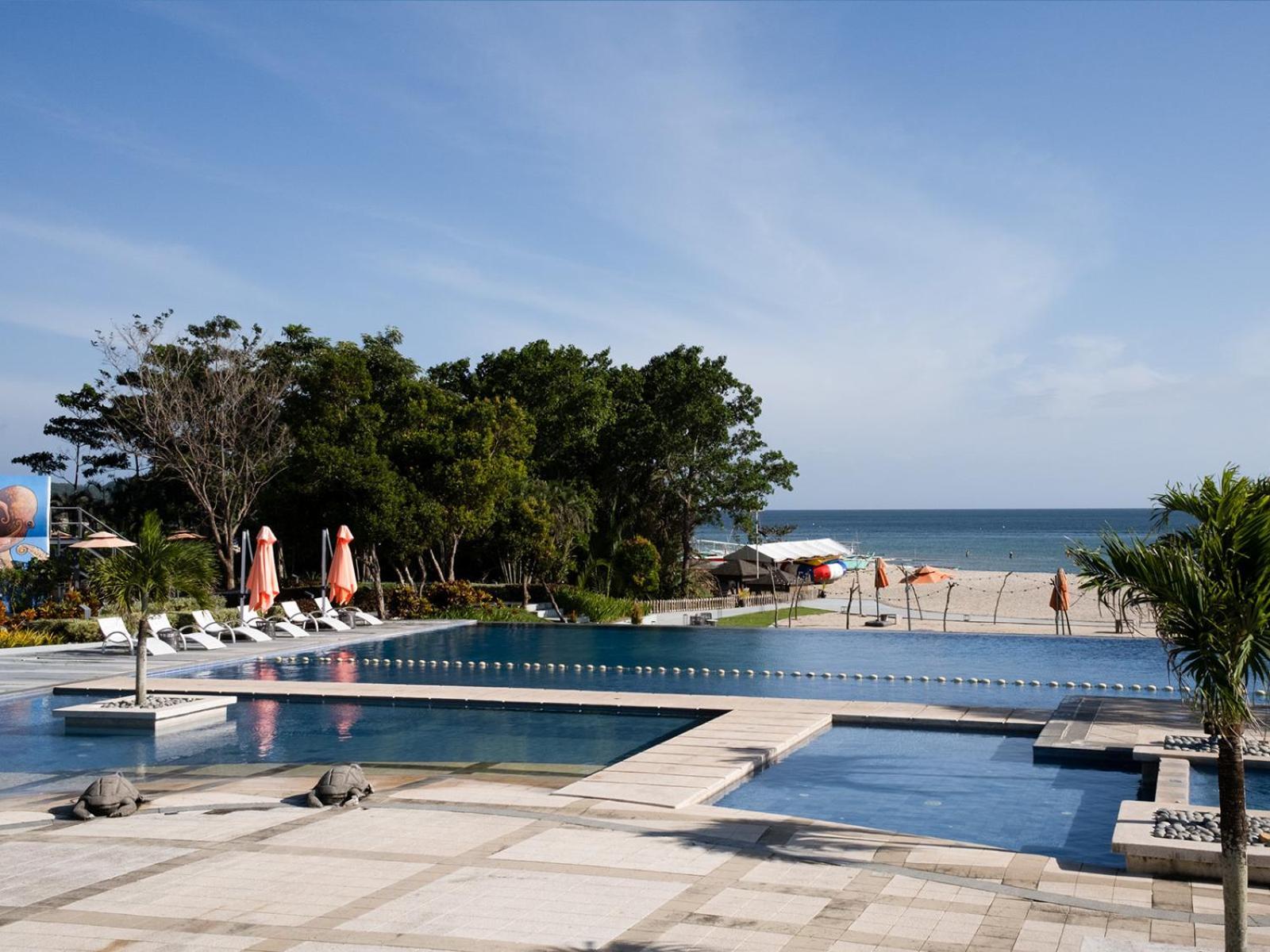 Cocoons Club Laiya Hotel Exterior photo