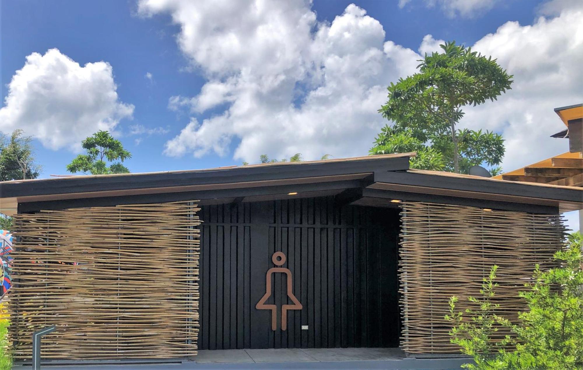 Cocoons Club Laiya Hotel Exterior photo